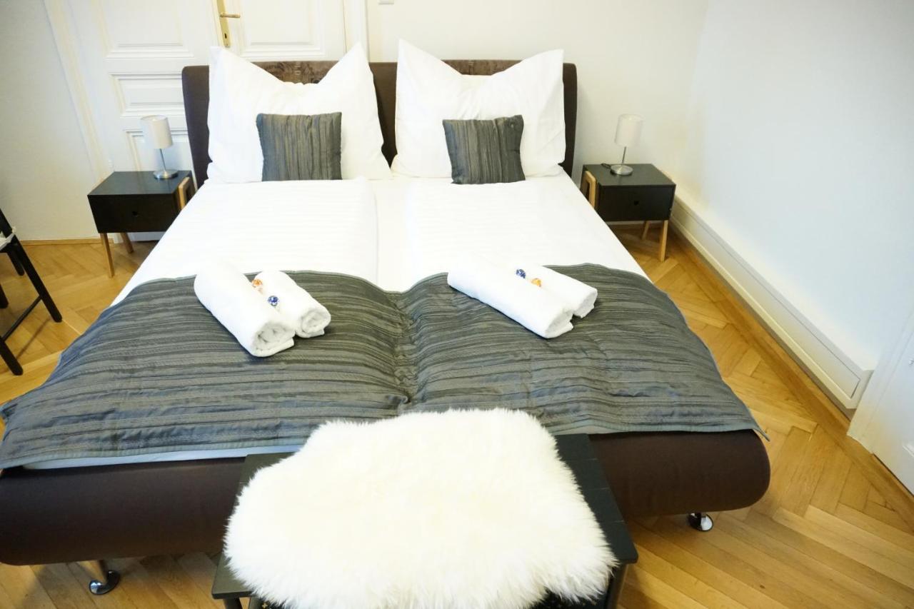 Urban City Apartment - Contactless Check-In เวียนนา ภายนอก รูปภาพ